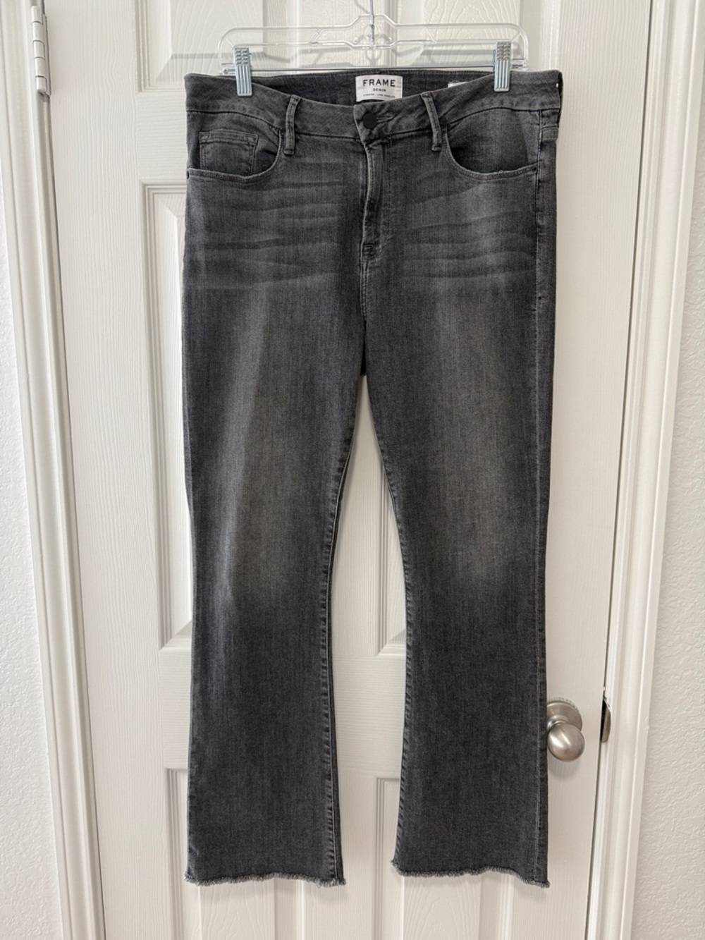 NWOT FRAME DENIM LE BOOT FLARE DENIM JEANS GREY WASH SIZE 32